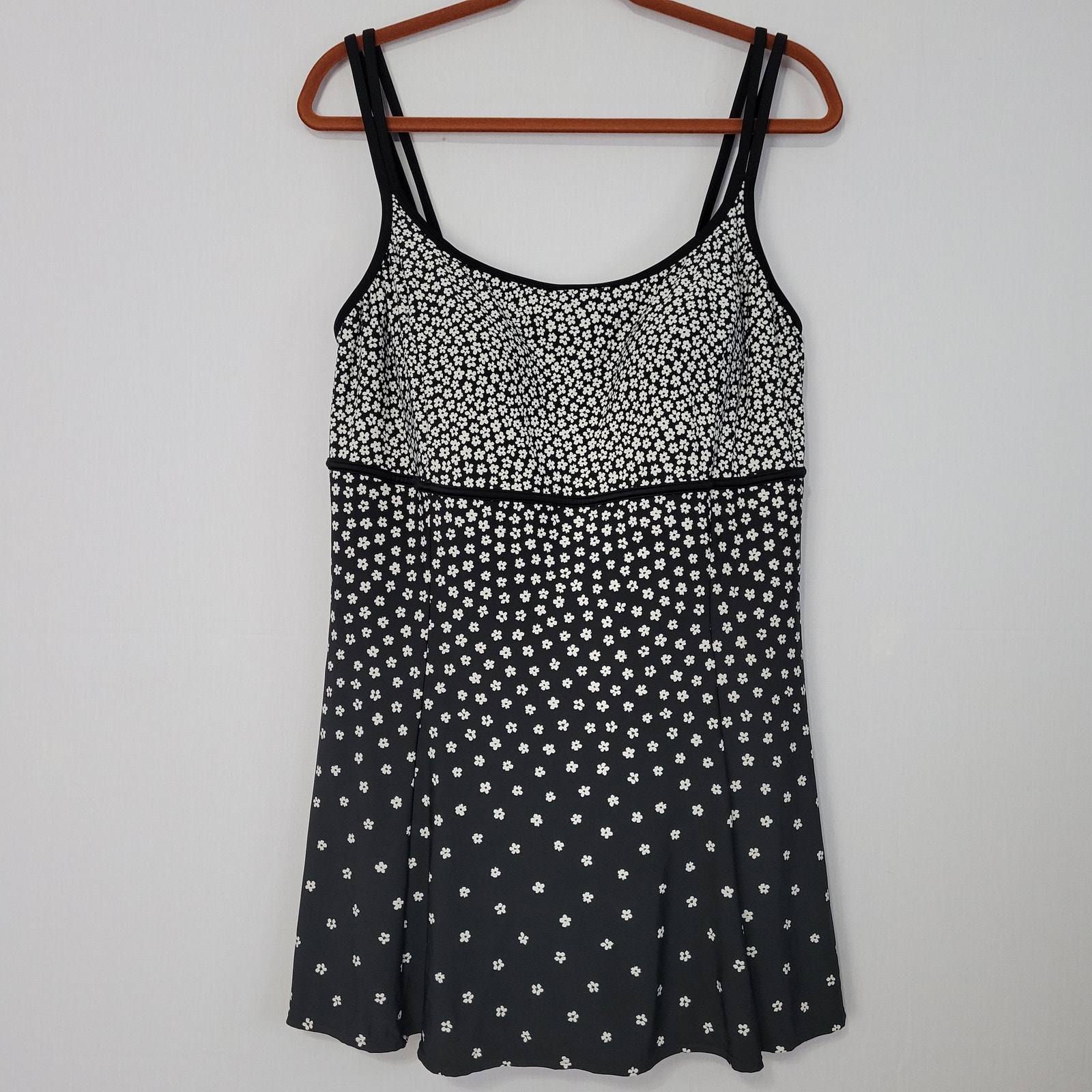 Le Cove Double Strap One Piece Swimsuit Dress Size 18 Black White Floral New
